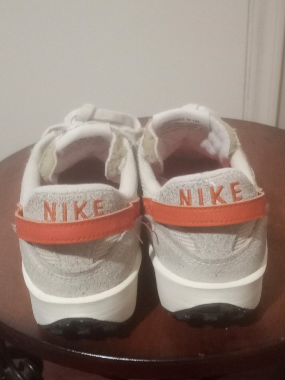 Nike Shoes Womens Size 7 White Sand Beige Waffle Debut Road Running DH9523-100 - Picture 10 of 12